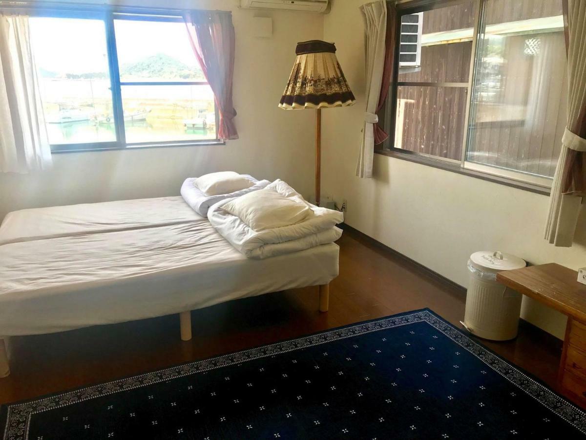 Naoshima Backpackers Guesthouse Esterno foto